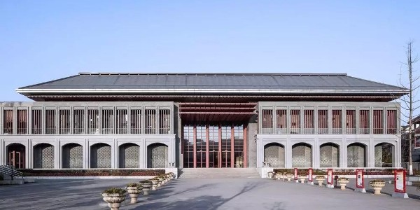 建黨100年盛典，集合現(xiàn)代紅色建筑的創(chuàng)新實(shí)踐