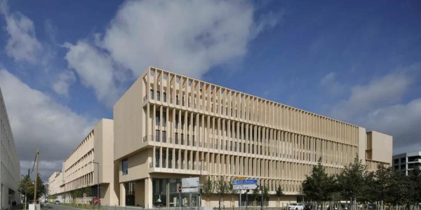 Grafton Architects 新作：巴黎高校園區(qū)，五院連三校